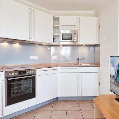 441, Seepark Apartment *